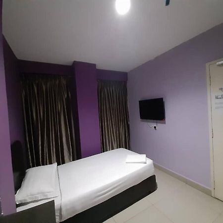 Hotel Zamburger קוטה דמנסארה מראה חיצוני תמונה