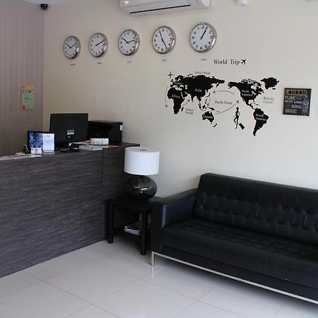 Hotel Zamburger קוטה דמנסארה מראה חיצוני תמונה