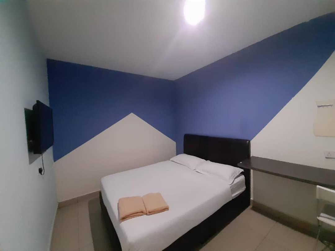 Hotel Zamburger קוטה דמנסארה מראה חיצוני תמונה