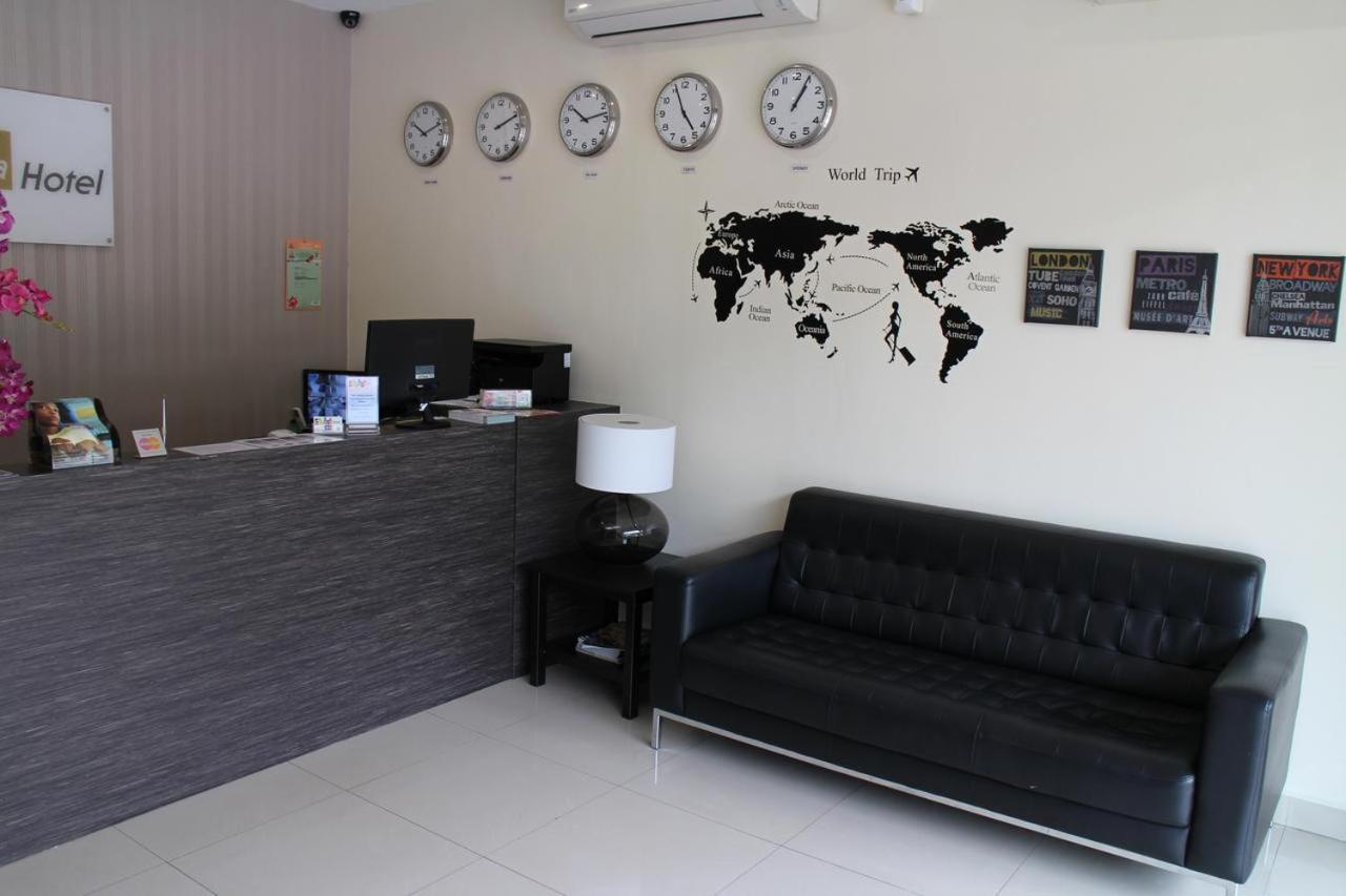 Hotel Zamburger קוטה דמנסארה מראה חיצוני תמונה