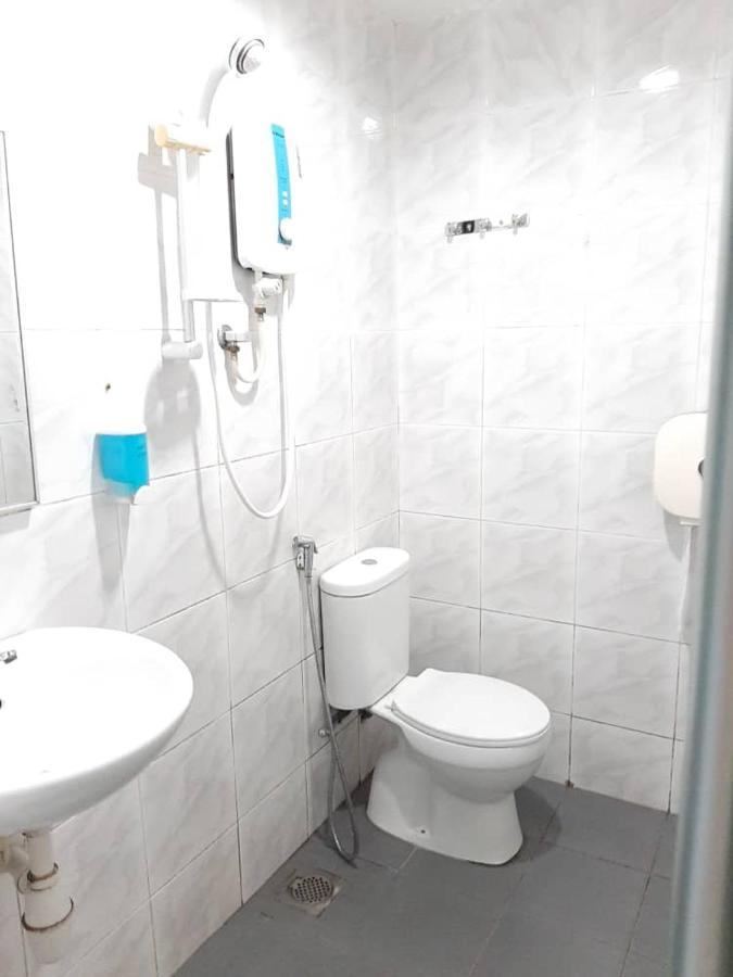 Hotel Zamburger קוטה דמנסארה מראה חיצוני תמונה